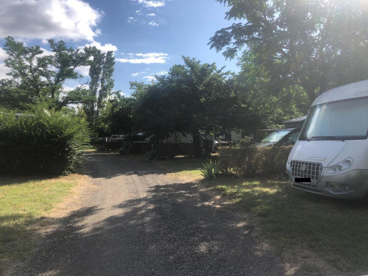 Camping Paradis Family Les Rives De L'Herault Gignac  Exterior photo