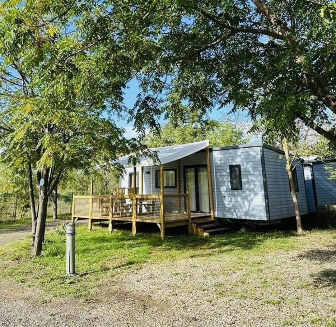 Camping Paradis Family Les Rives De L'Herault Gignac  Exterior photo